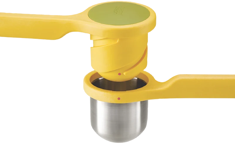 Joseph Joseph Helix Yellow Citrus Juicer