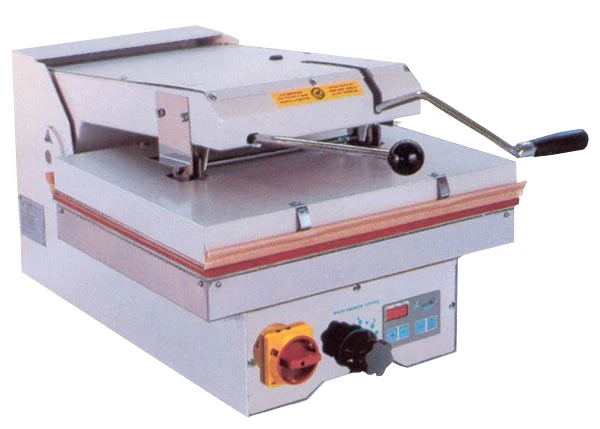 500 (50X40) PRESSA TERMOADESIVA 220V MONOFASE COMEL