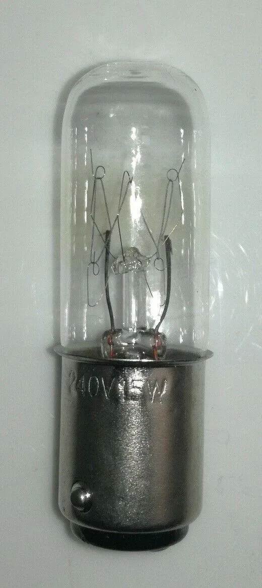 LAMPADA lampadina ricambio macchina da cucire con attacco a baionetta a incastro