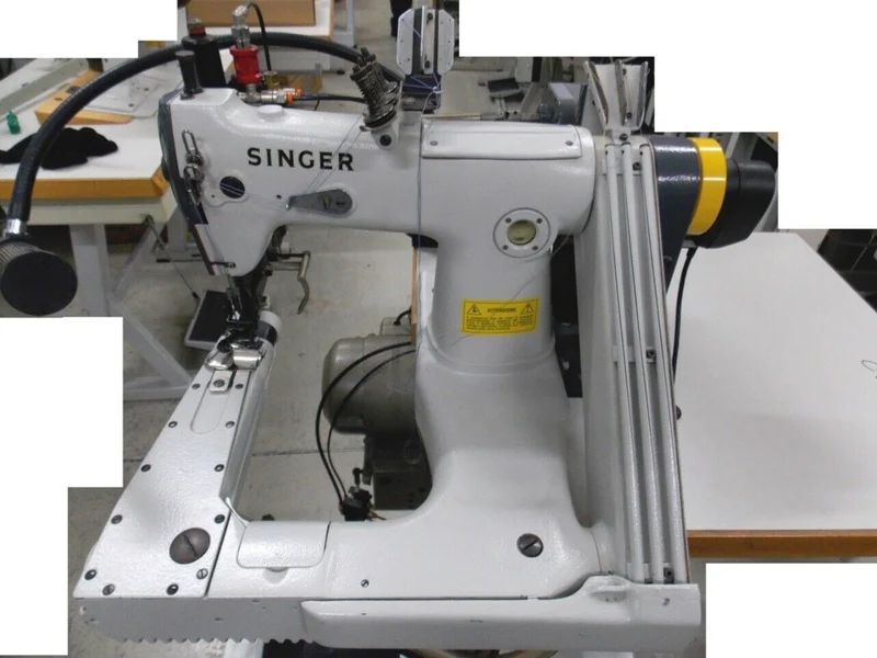 MACCHINA da Cucire SINGER 261 a braccio Jeans con Puller Rasafilo usata